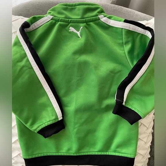 SOLD Like new Puma jacket! - Picture 3 of 3
